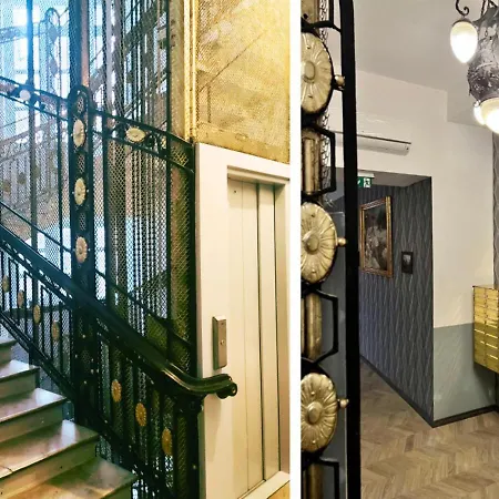 Komfortowy Z Parkingiem, 70m2, Srodmiescie -klimatyzacja, Dostep Na Kod-polonia Resident Apartment *