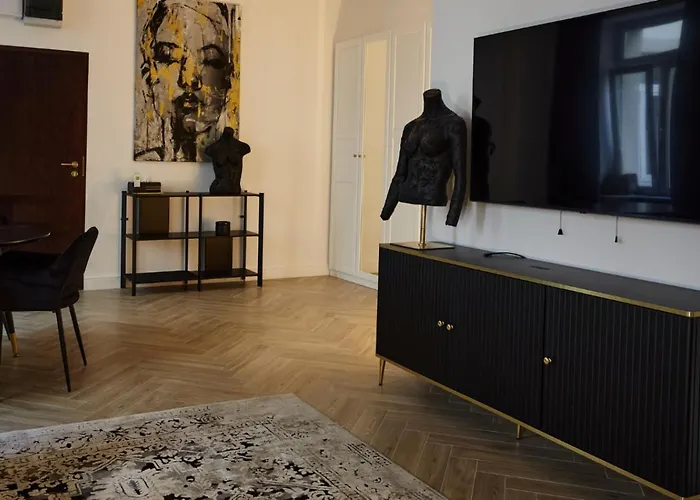 Komfortowy Z Parkingiem, 70m2, Srodmiescie -klimatyzacja, Dostep Na Kod-polonia Resident Lejlighed *