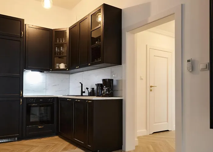 Komfortowy Z Parkingiem, 70m2, Srodmiescie -klimatyzacja, Dostep Na Kod-polonia Resident Łódź