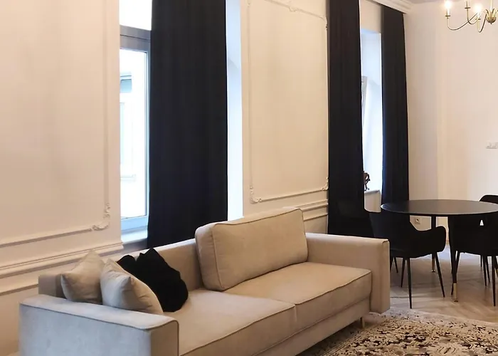 Komfortowy Z Parkingiem, 70m2, Srodmiescie -klimatyzacja, Dostep Na Kod-polonia Resident